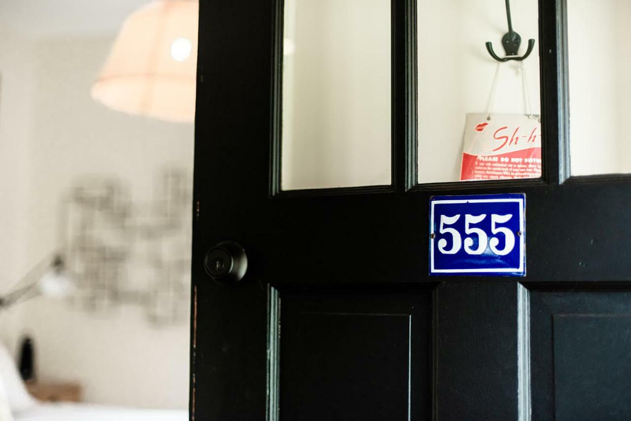 Studio 555 Granville Eksteriør billede